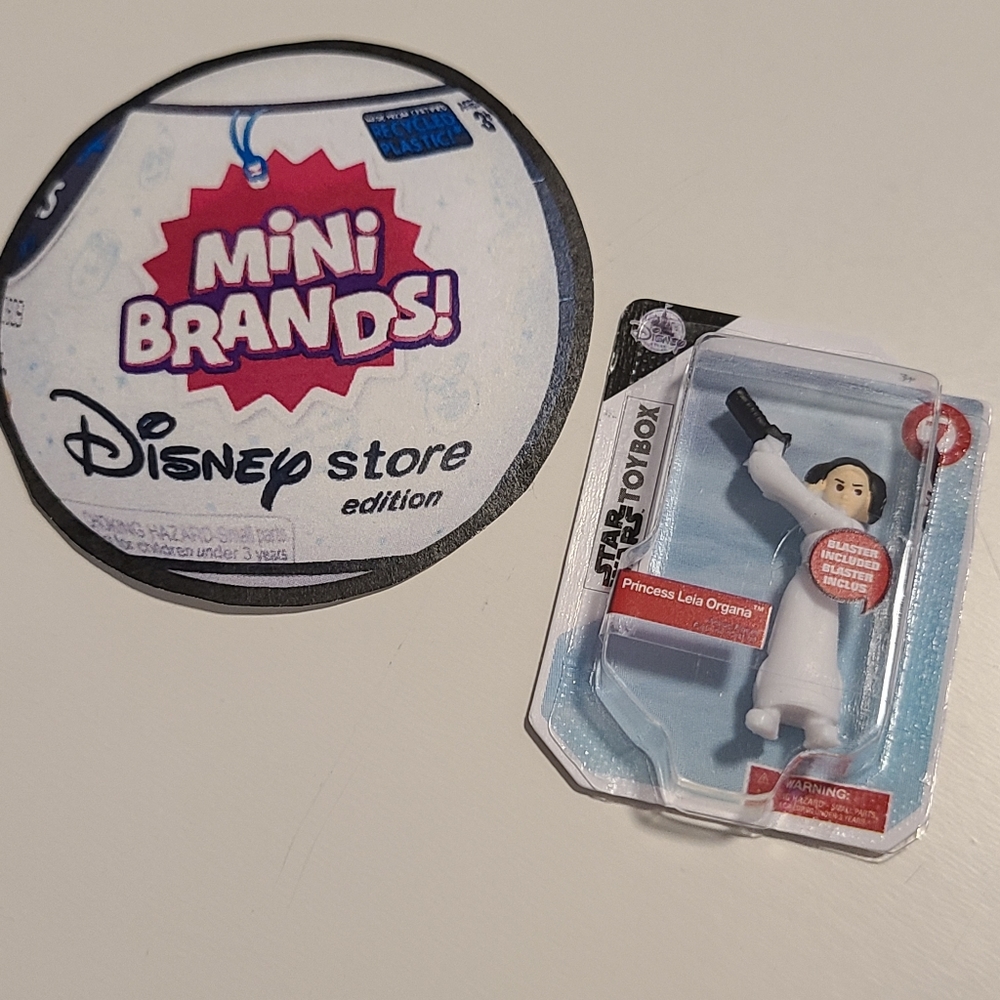 Zuru DISNEY Mini Brand Collectors Toy: Toybox Star Wars Princess Leia